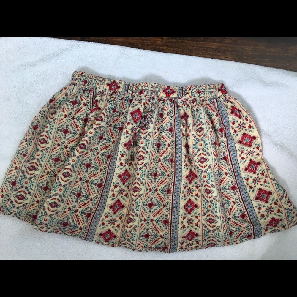 Patterned Forever 21 Flowy Miniskirt
